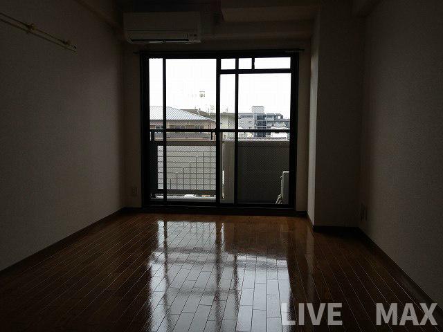 居室・リビング　※反転タイプ