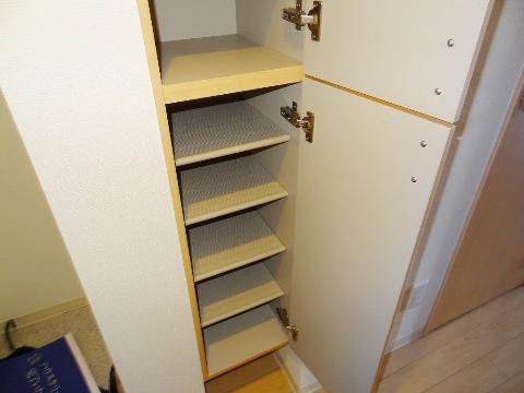 玄関　シューズボックス