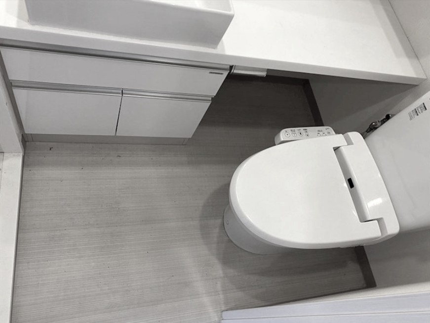 トイレ　トイレ