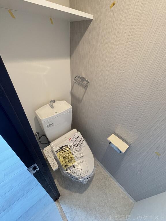 トイレ　（写真は同タイプ）