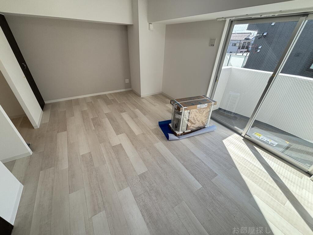 居室・リビング　（写真は同タイプ）