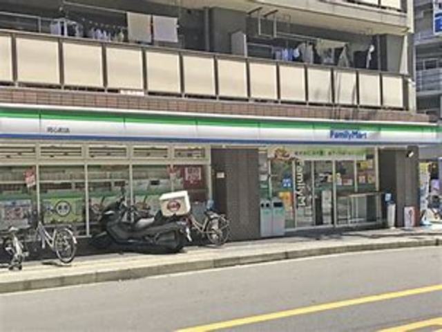 コンビニ　ファミリーマート同心町店（コンビニ）まで218m
