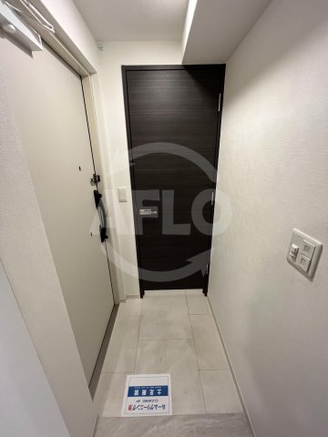 玄関　エステムコート北堀江　玄関