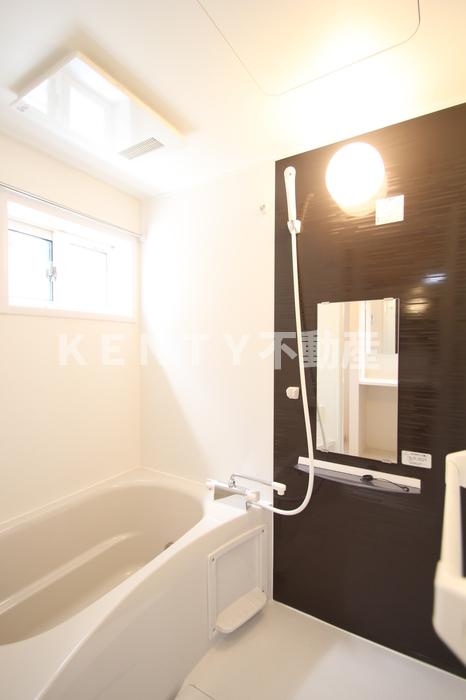 バス・シャワールーム　きれいなお風呂です