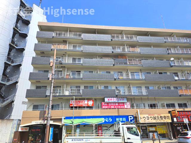 建物外観　落ち着いた雰囲気の外観です