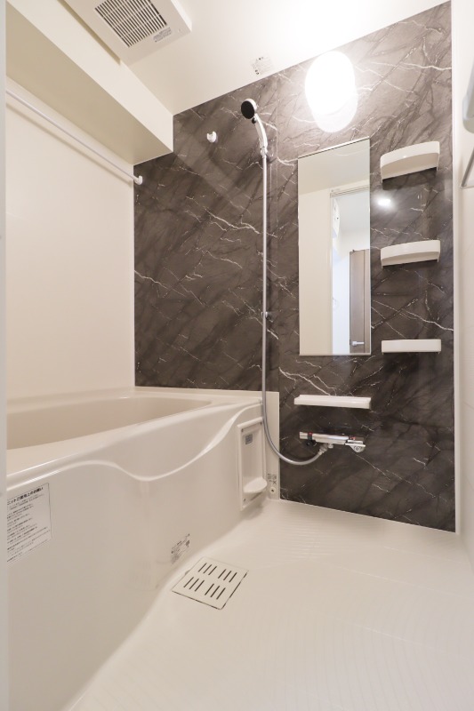 バス・シャワールーム　図面と現状に相違がある場合には現状を優先