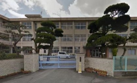 小学校　岡山市立灘崎小学校（小学校）まで675m