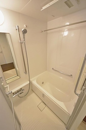 バス・シャワールーム　お風呂です