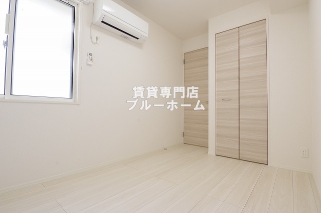 その他部屋・スペース　エアコン付きの洋室！