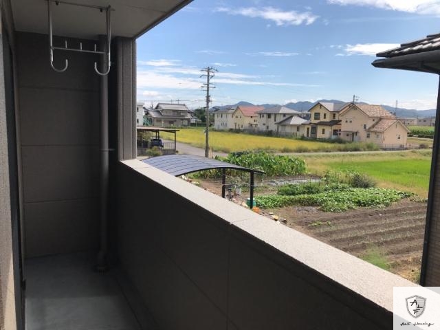 バルコニー　ベランダ