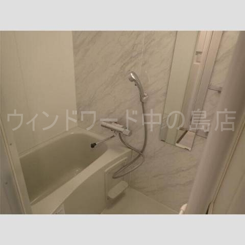 バス・シャワールーム　詳細は、ウィンドワード中の島店までご相談下さい。