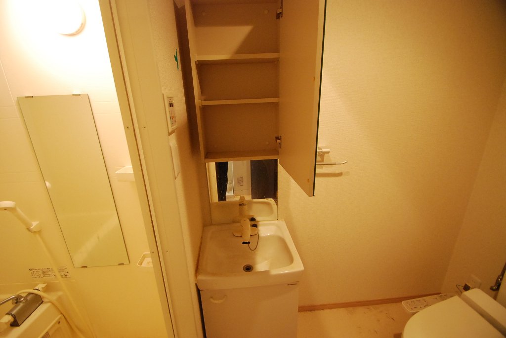 洗面設備　洗髪洗面化粧台