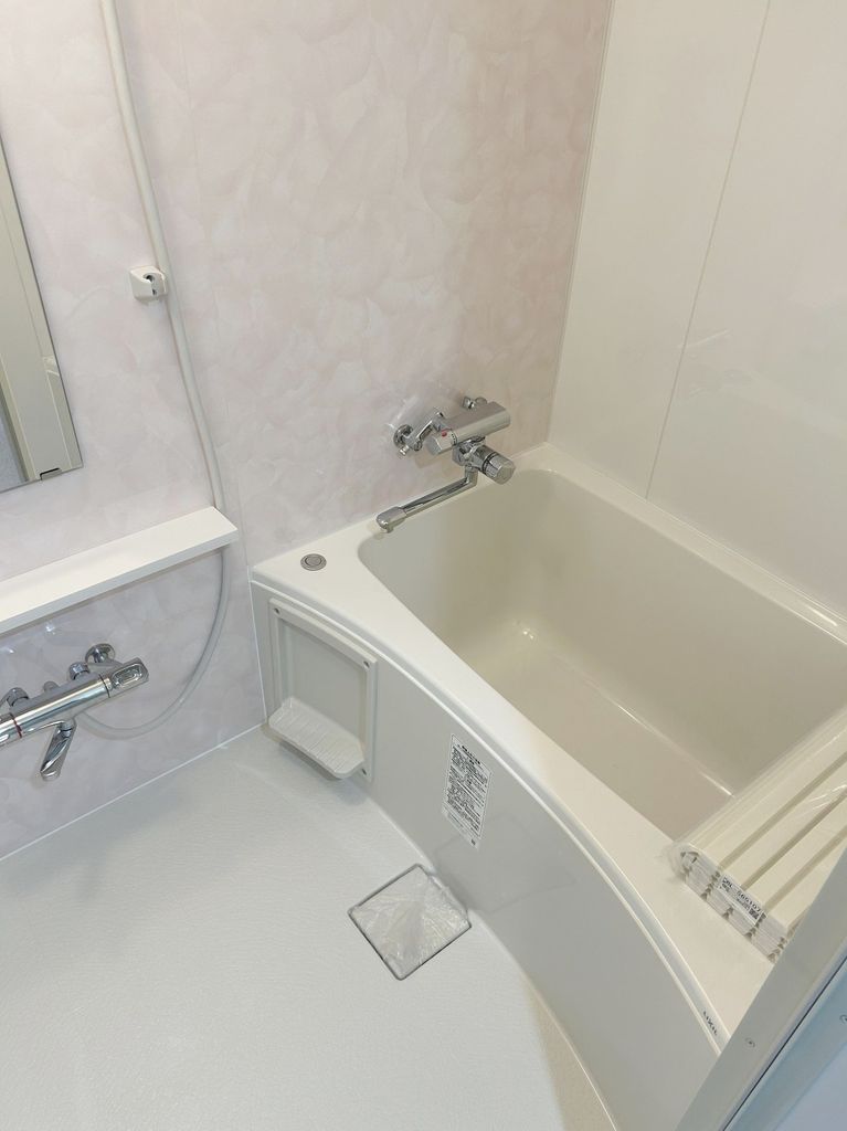 バス・シャワールーム　バスルーム