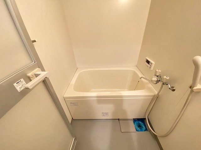 バス・シャワールーム　※別部屋参考写真