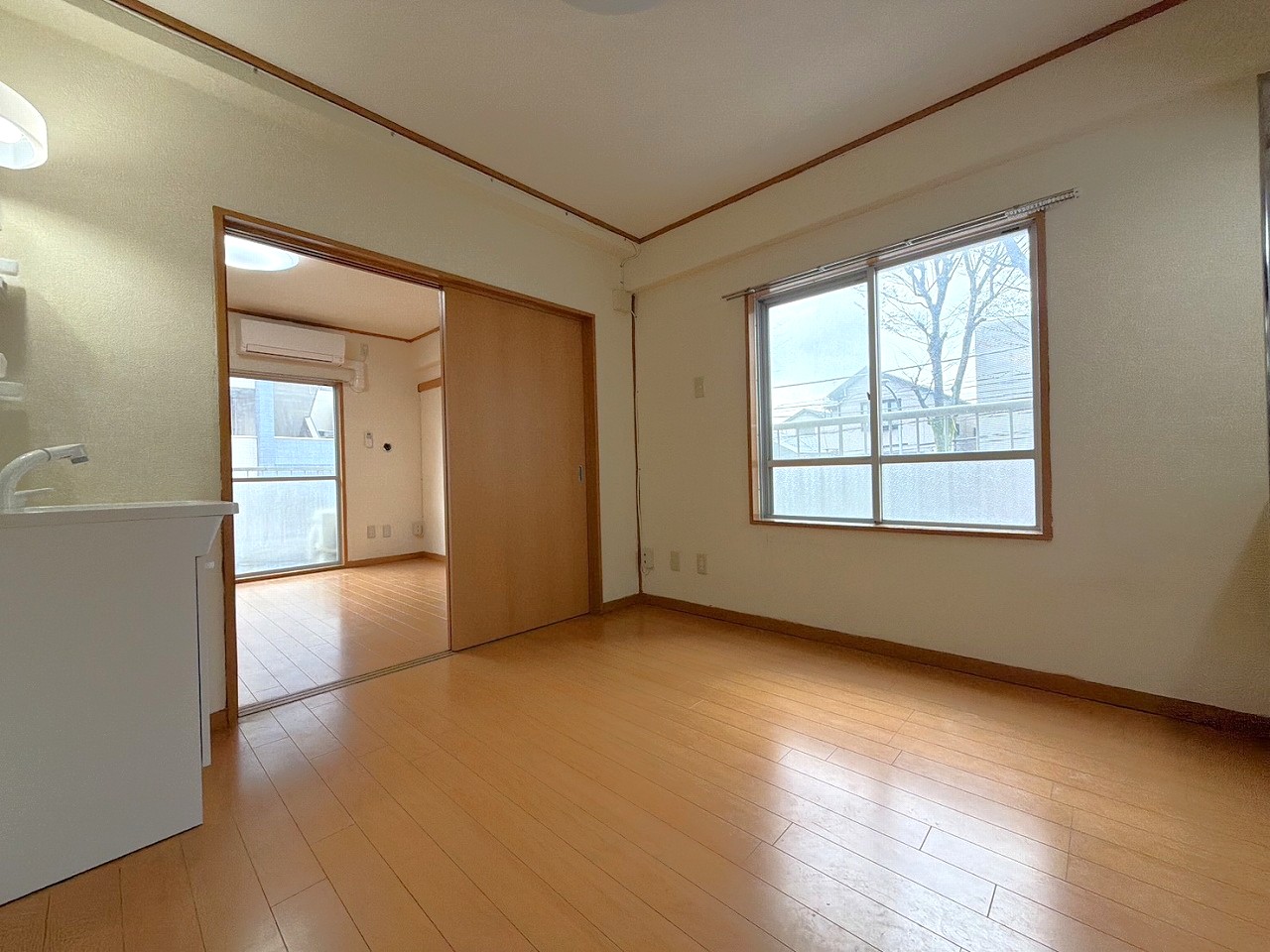 建物外観　※クリーニング・リフォーム中