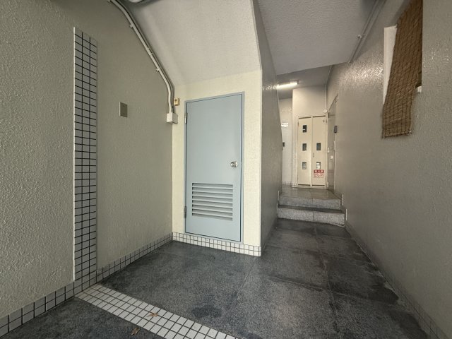 ロビー　エフアール西田辺