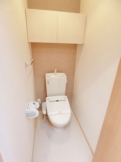 トイレ　☆温水洗浄暖房便座☆