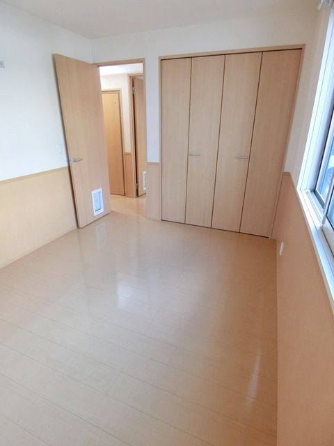 その他部屋・スペース　☆洋室6帖☆