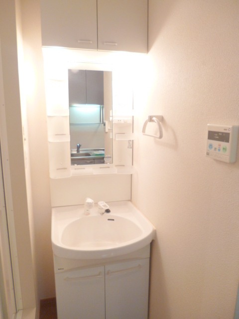 洗面設備　忙しい朝に嬉しいシャンプードレッサー