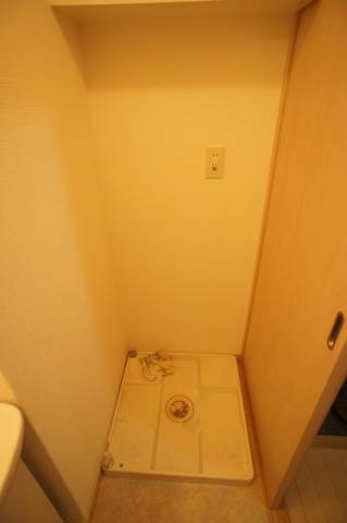 洗面設備　室内洗濯機置き場