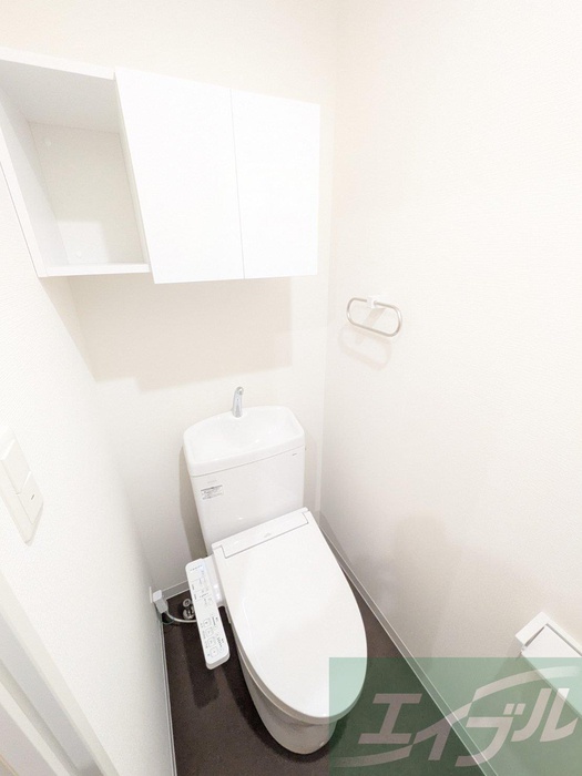 トイレ　※別のお部屋の写真です。