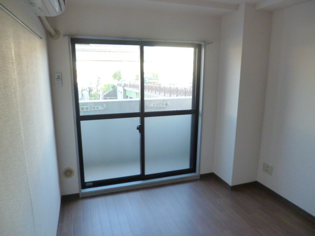 居室・リビング　同タイプ参考写真