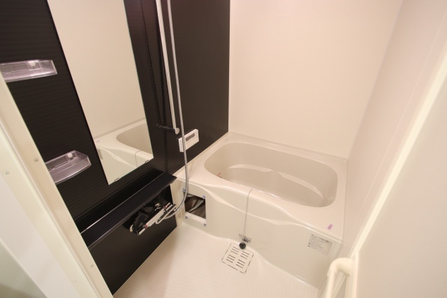 バス・シャワールーム　※別室の参考写真の為、現況優先です。