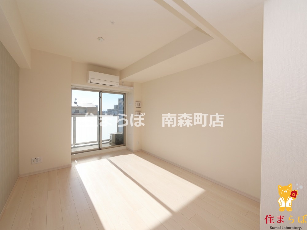 居室・リビング　「“合う暮らし”を、LINEで一緒に描こう。」