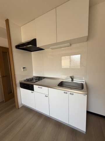 キッチン　※同物件別部屋の参考写真