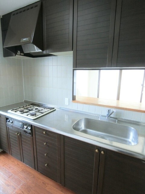 キッチン　＊他号室の写真です