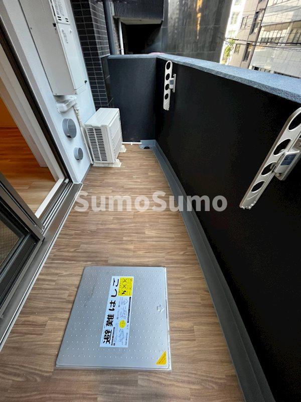 バルコニー　陽当たり良好なバルコニーです