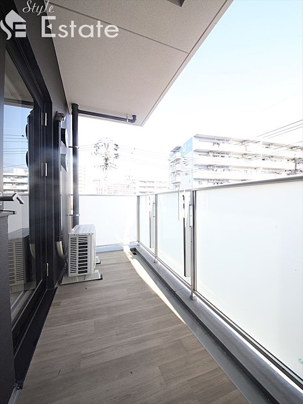 バルコニー　バルコニー