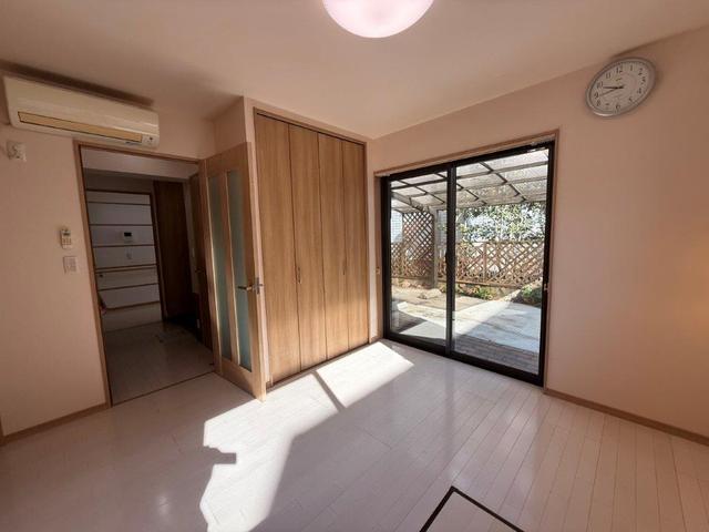 その他部屋・スペース　洋室約６．７帖