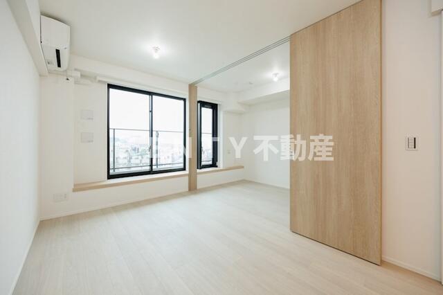 居室・リビング　ゆったりとした居間です