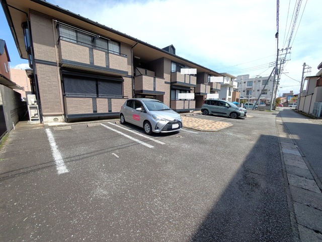 駐車場　敷地内駐車場