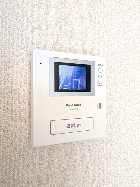 セキュリティ　ＴＶモニタ付ドアホン（他室転載）