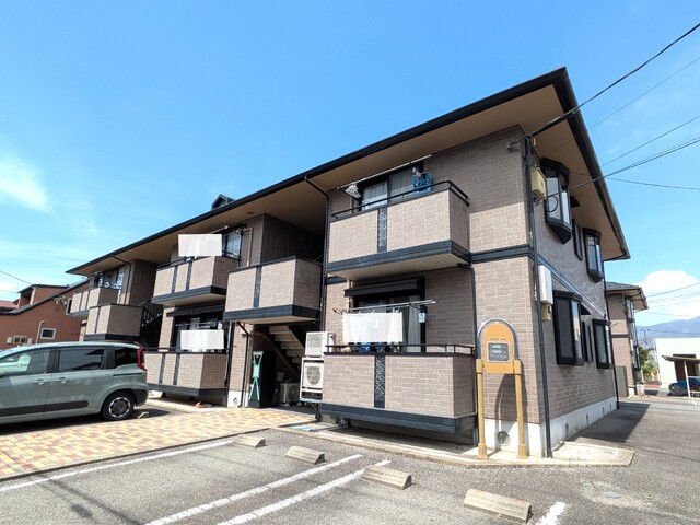 建物外観　☆２階建て　軽量鉄骨造のアパート☆