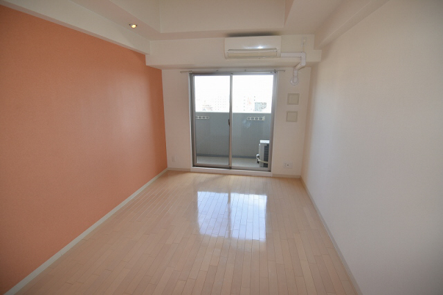 居室・リビング　写真は同マンションの別のお部屋のものです