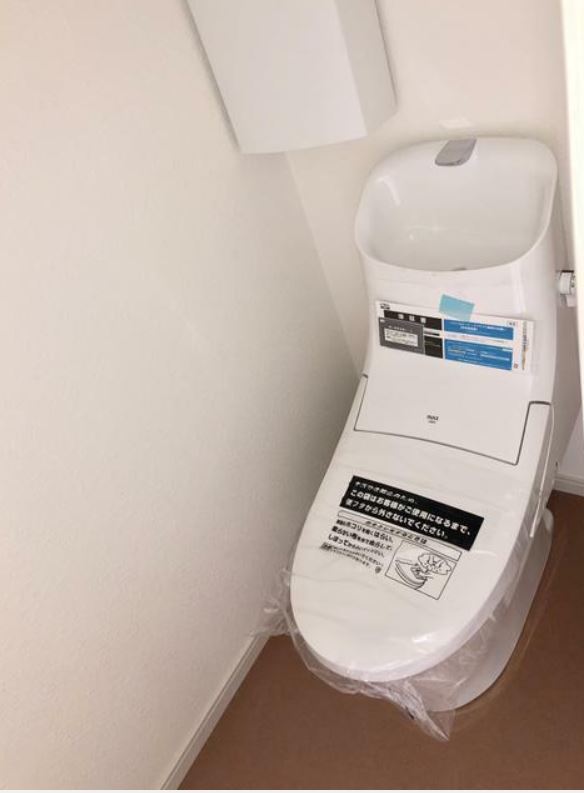 トイレ　別号室写真