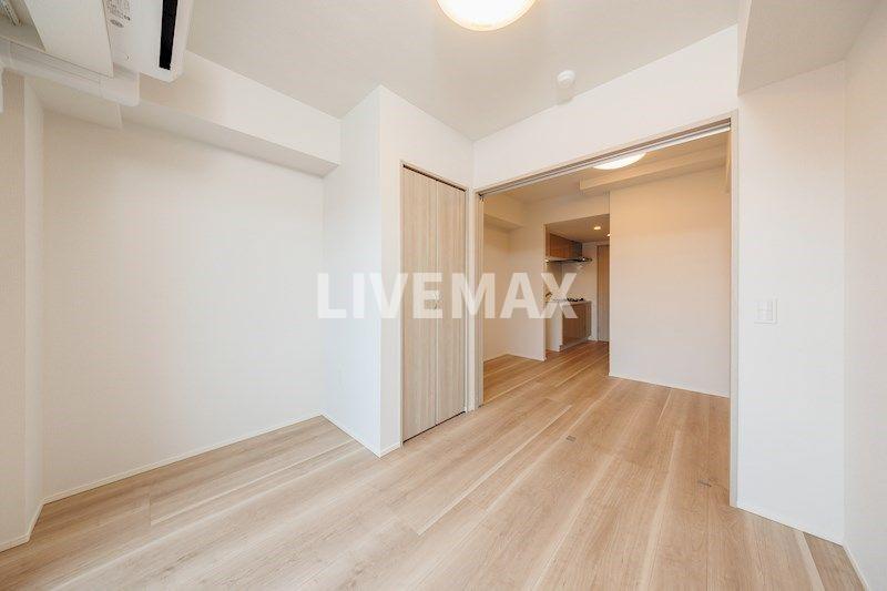 居室・リビング　※別号室参考写真