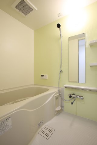 バス・シャワールーム　写真はイメージです。色仕様は現況優先になります。