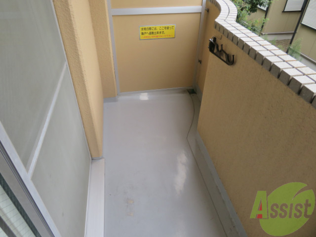 バルコニー　バルコニーはこちら。問題ない広さですね！