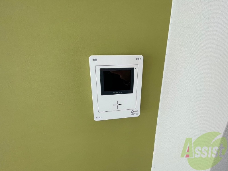 セキュリティ　ＴＶモニター付インターホンです。来客者の顔が見えるので安心！