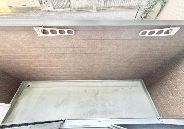 バルコニー　陽当たり良好