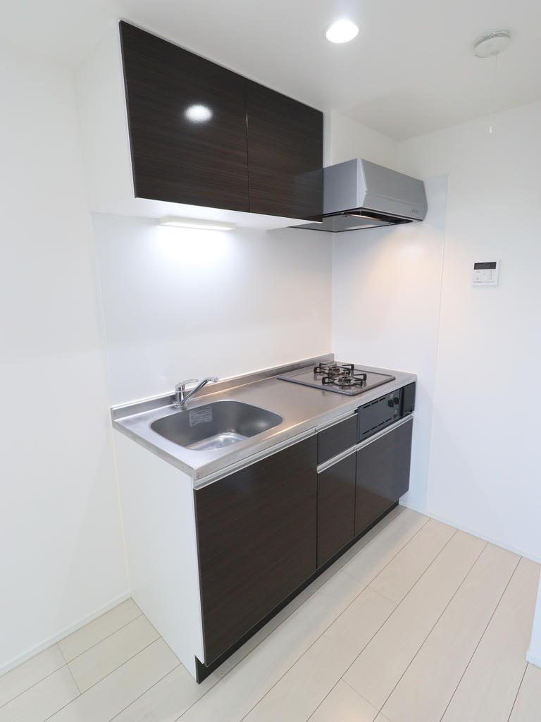 キッチン　コンパクトで機能的なキッチン