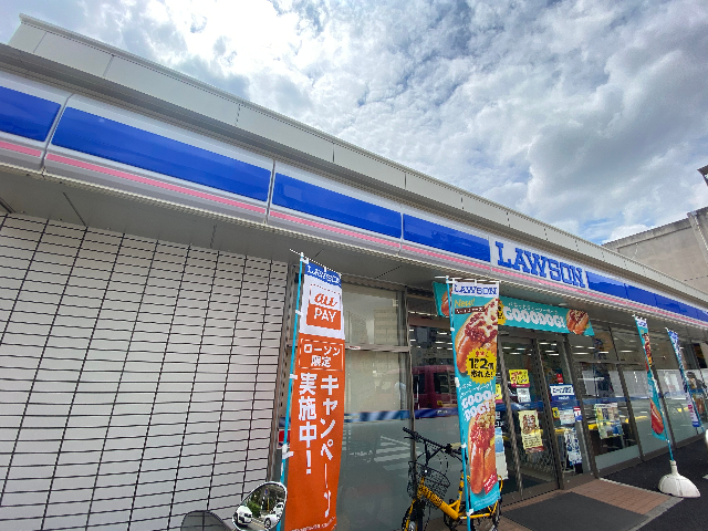 コンビニ　ローソン北区上飯田駅店（コンビニ）まで367m