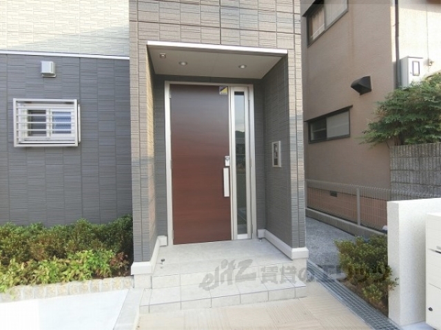エントランス　マンション北側入口