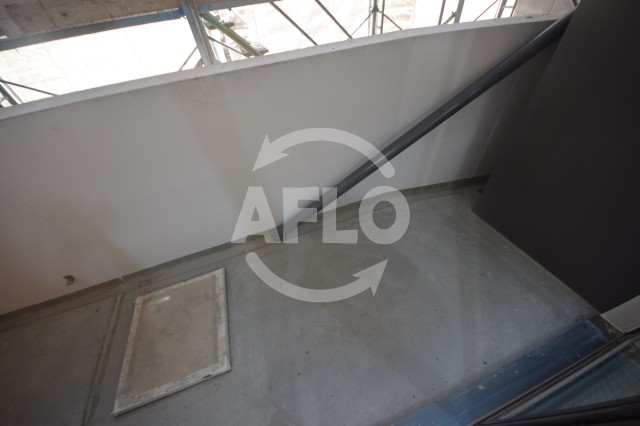 バルコニー　セレニテ本町東リアン　バルコニー