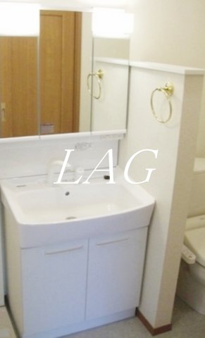 洗面設備　洗面台です。