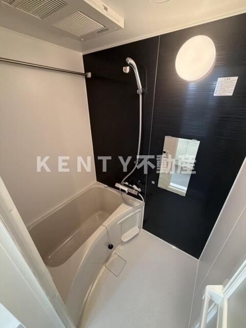 バス・シャワールーム　日々の疲れを癒すお風呂付です